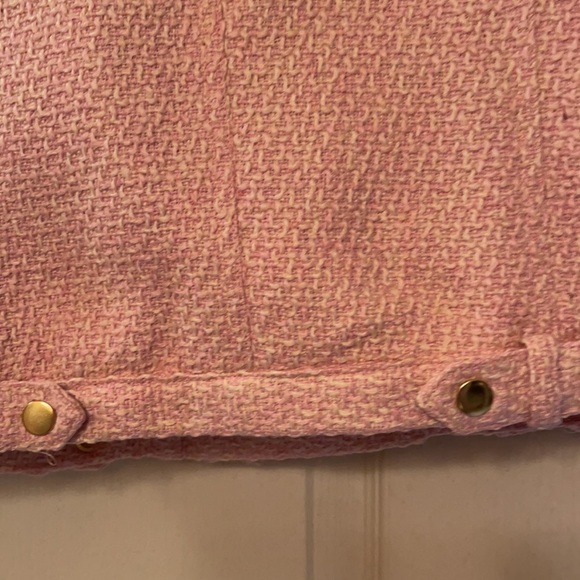 Pink vest. - Picture 4 of 6